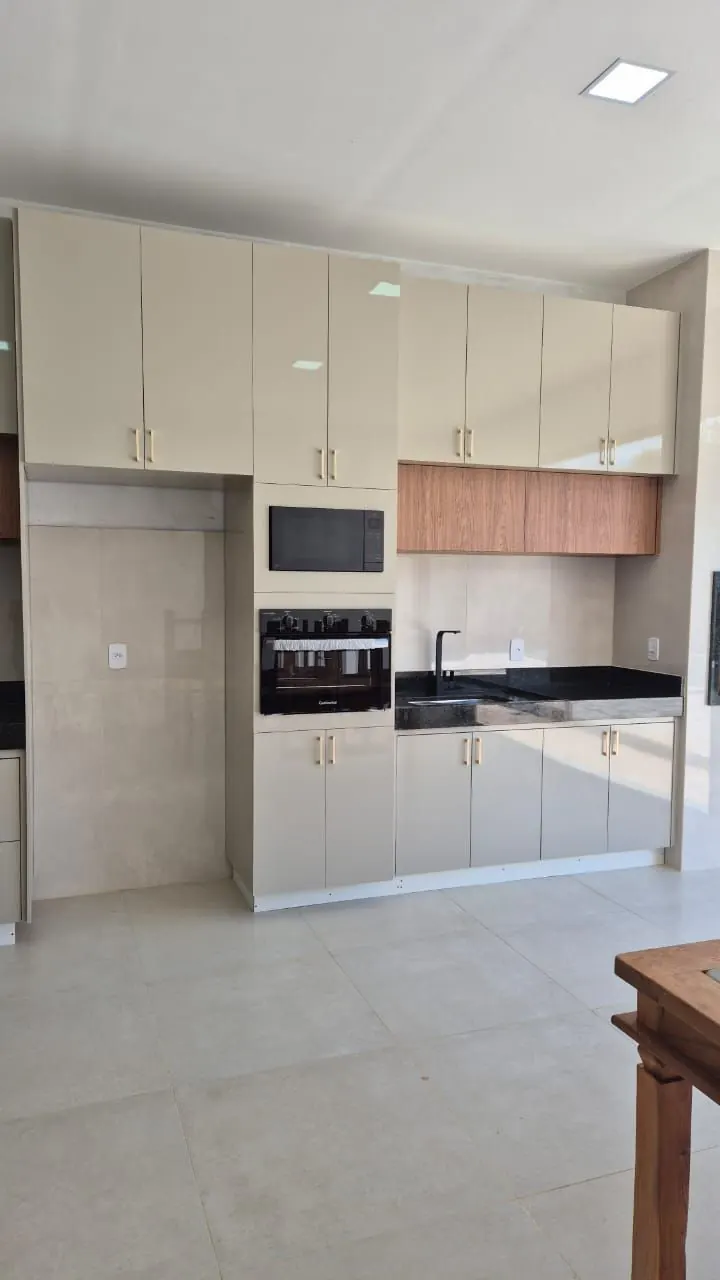 Cozinha com Fornos Embutidos