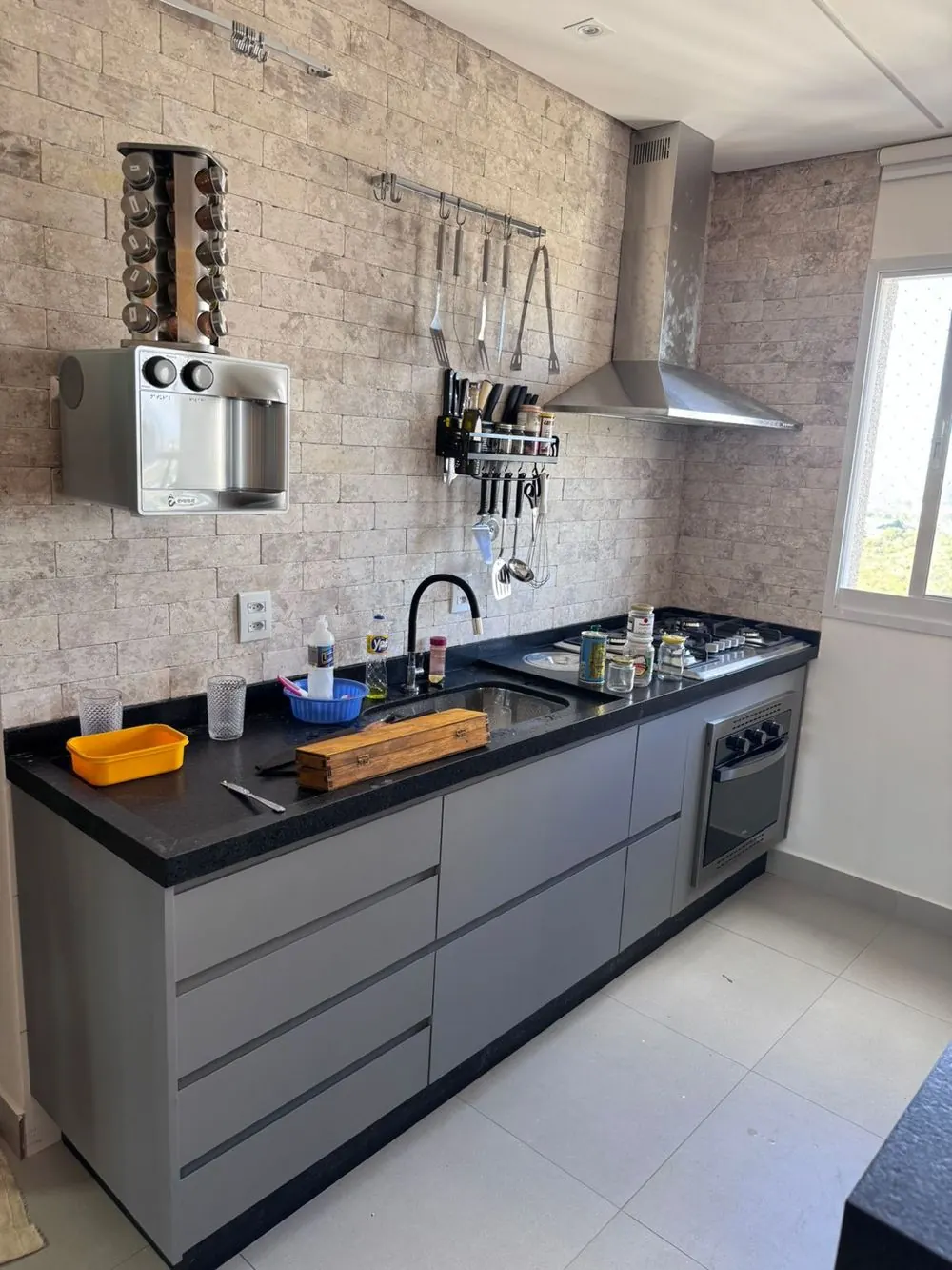 Cozinha com Revestimento em Pedra